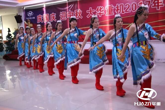 开场藏族舞《迎酒欢歌》